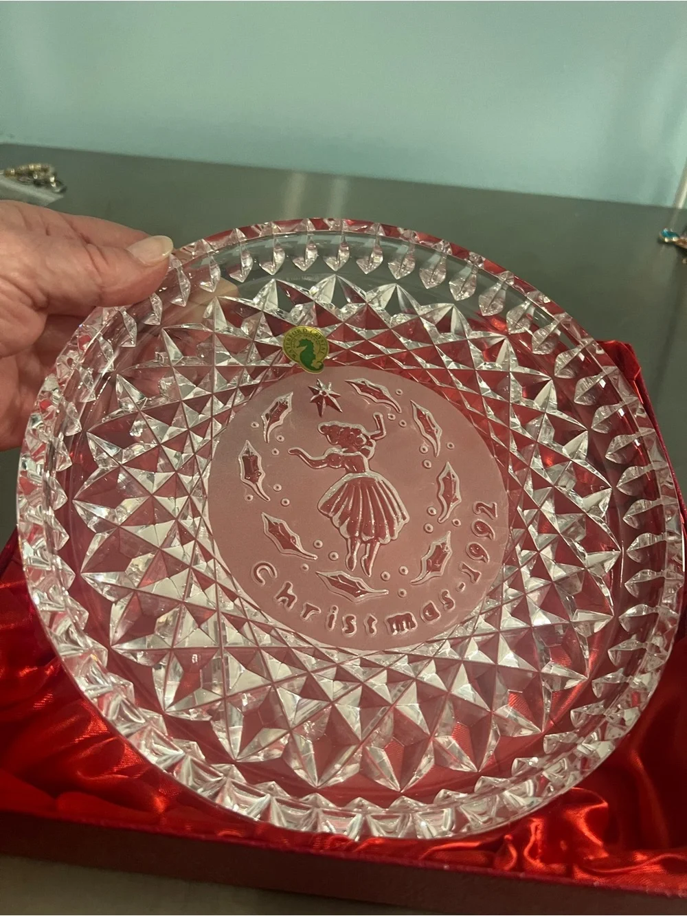 Waterford Crystal Clear Etched 'Christmas 1992' 12 Days of Christmas Plate/Box